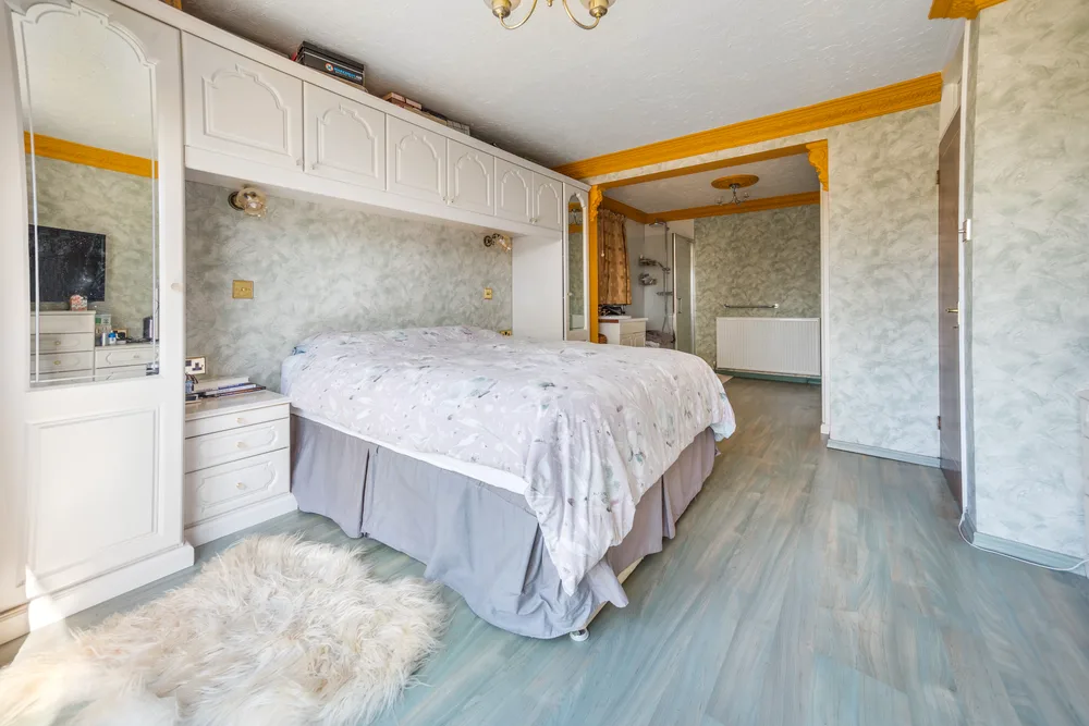 Bedroom with fitted storage — 13 Furness Close