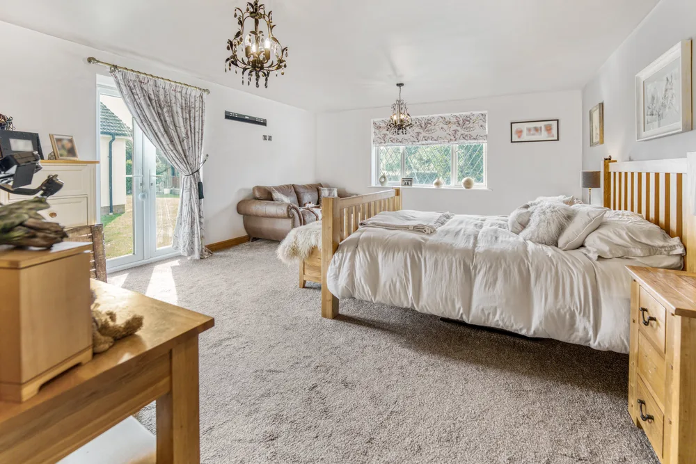 Bedroom with fitted storage — Vancouver, Brockley