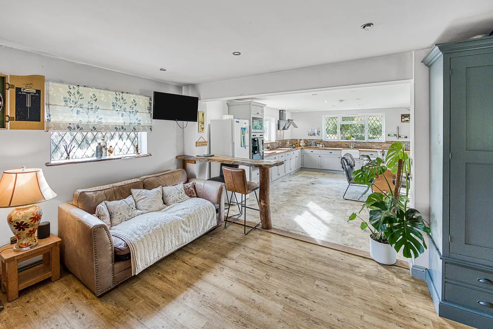 Kitchen and dining space — Vancouver, Brockley