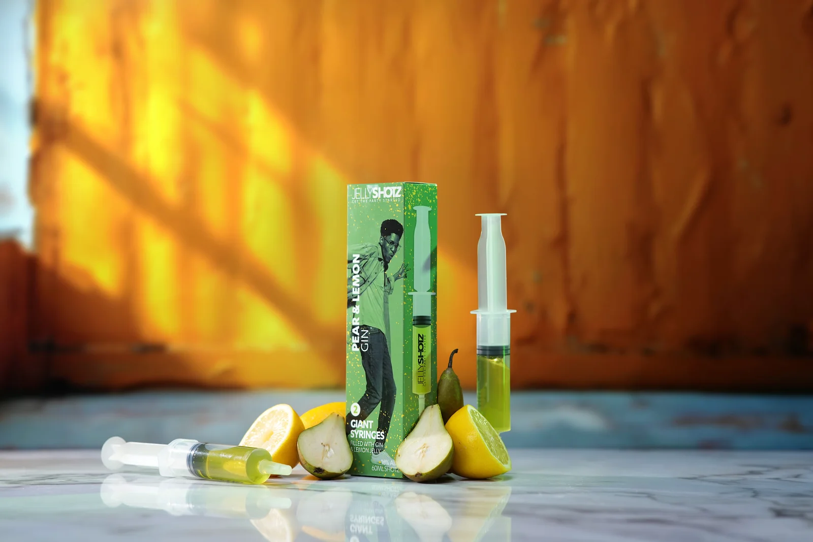 Jellyshotz Pear & Lemon Gin — angled small pack with syringes