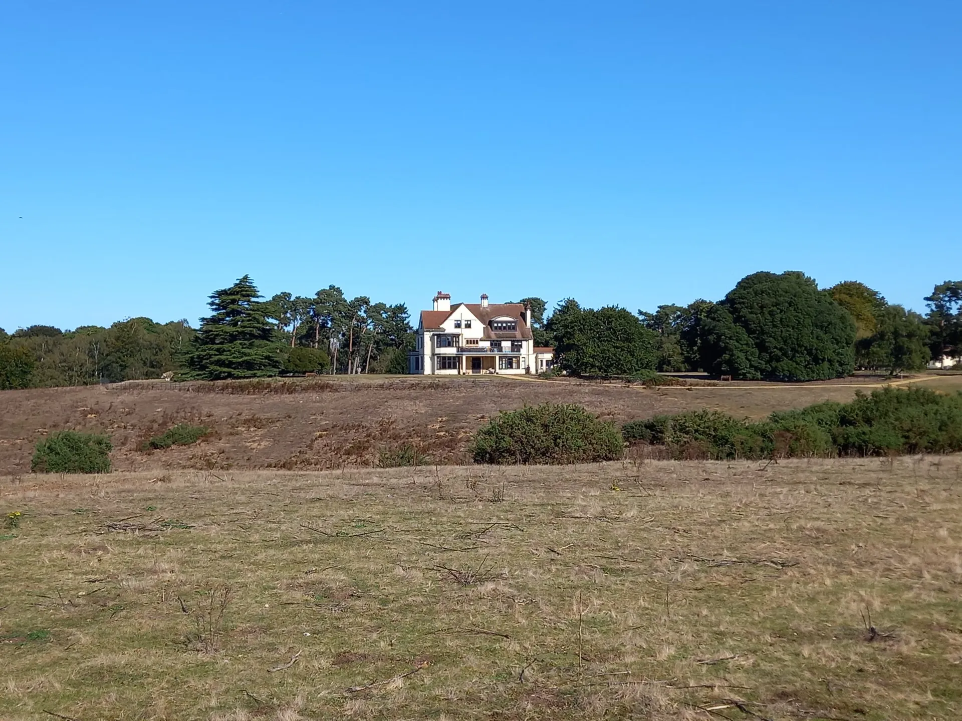 House and fields in the Suffolk countryside