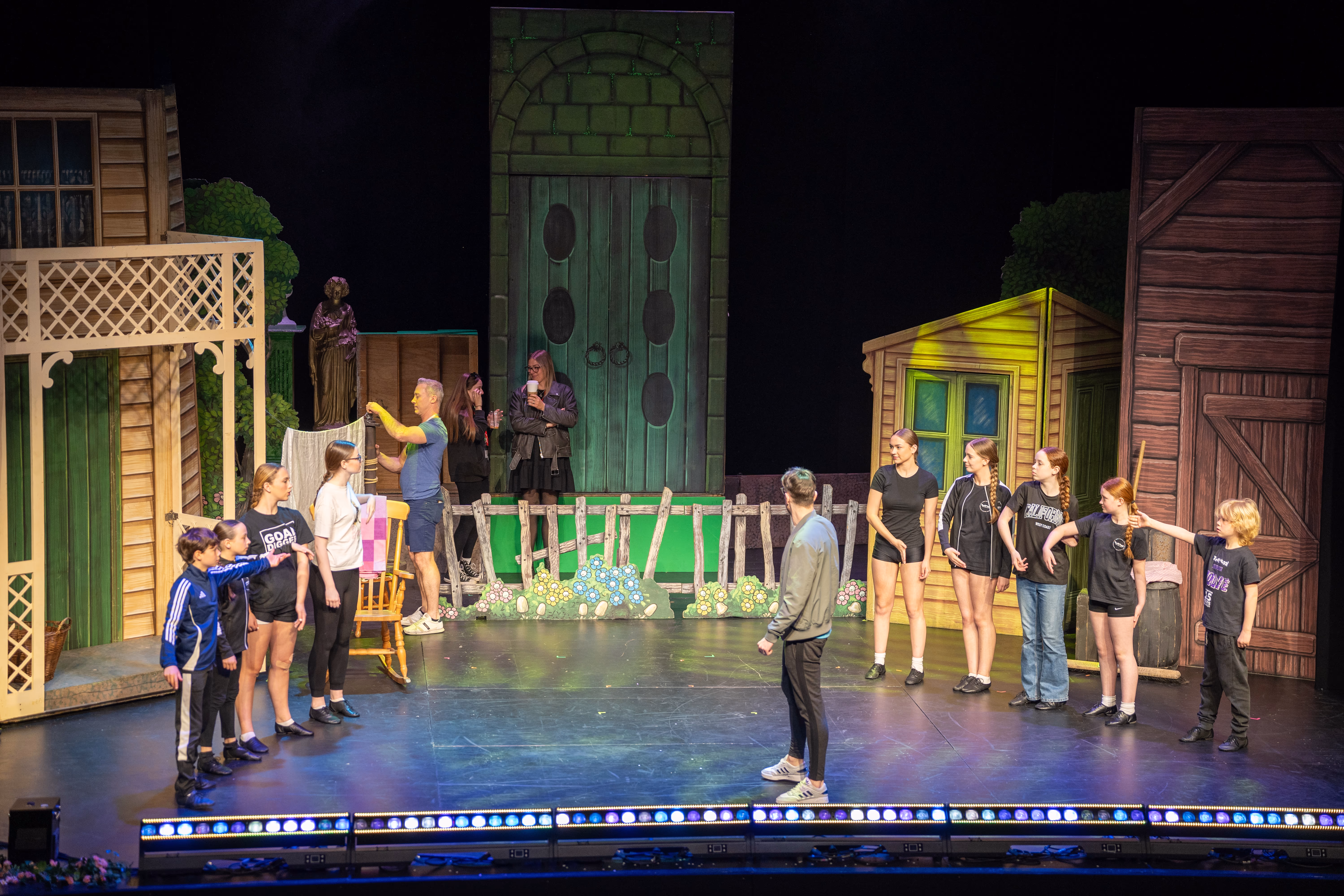 Wide view of The Wizard of Oz cast rehearsing on the Mercury Theatre stage