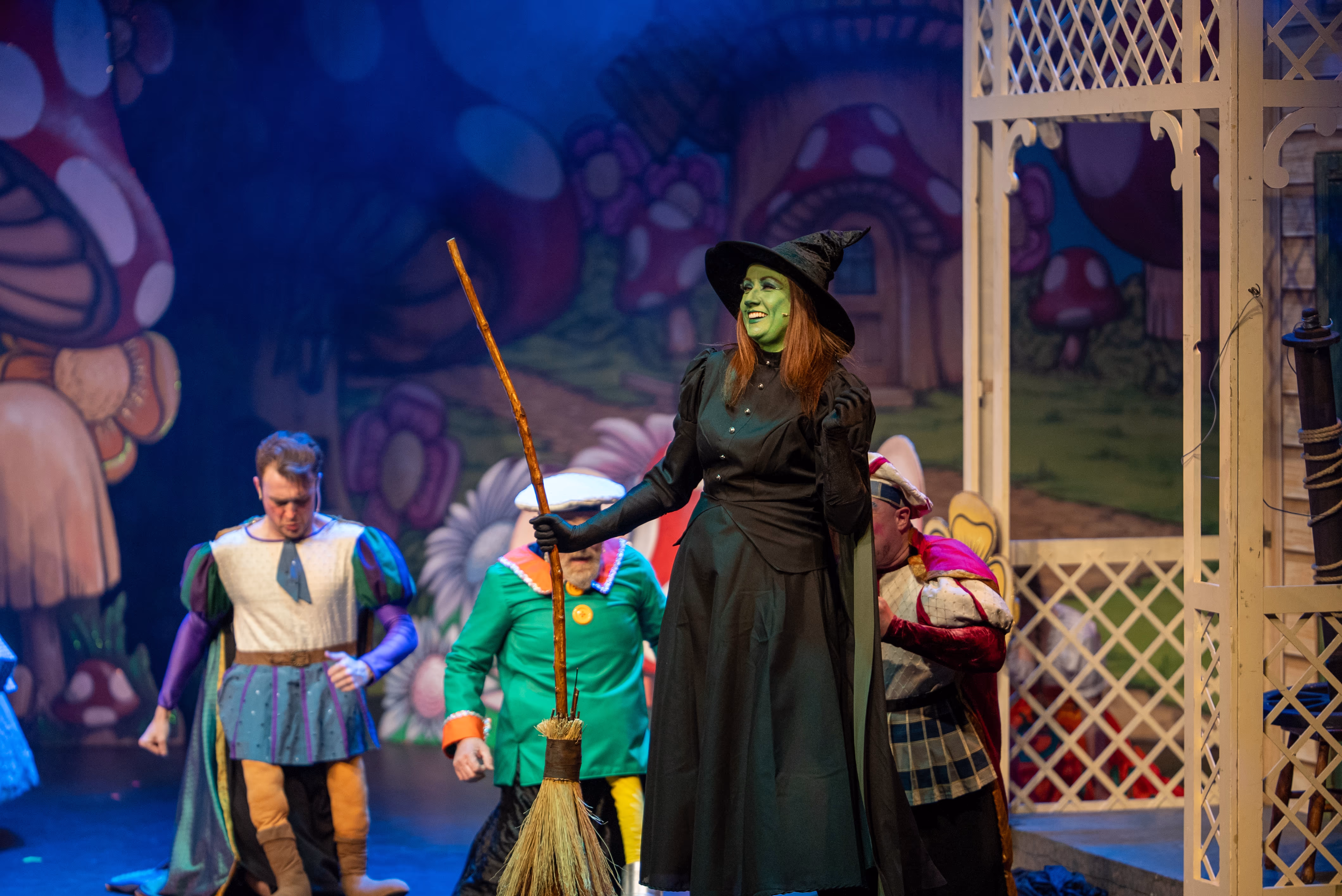 The Wicked Witch performing in The Wizard of Oz at the Mercury Theatre