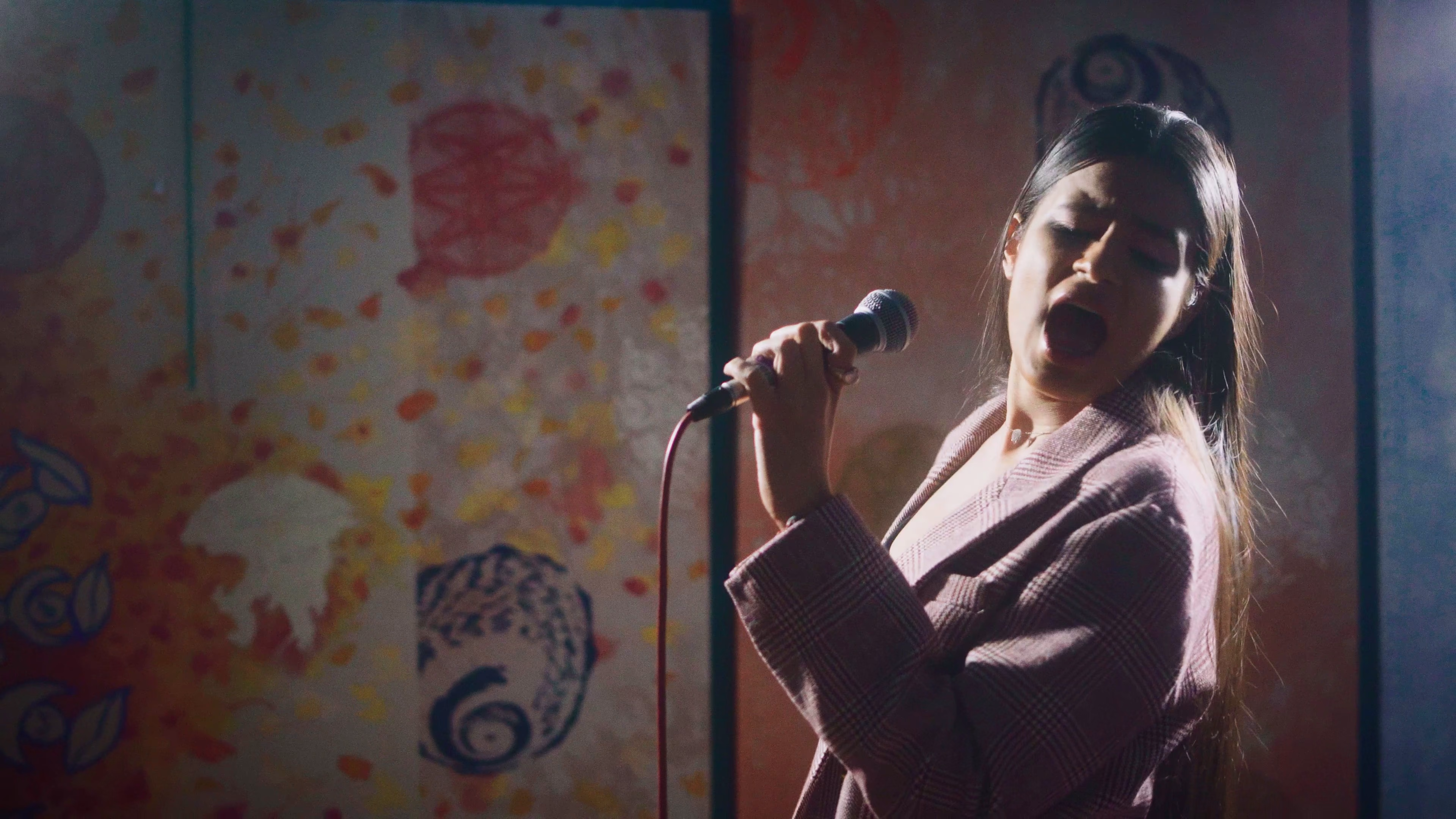 RIDI performing Creep during a multicamera London music video shoot
