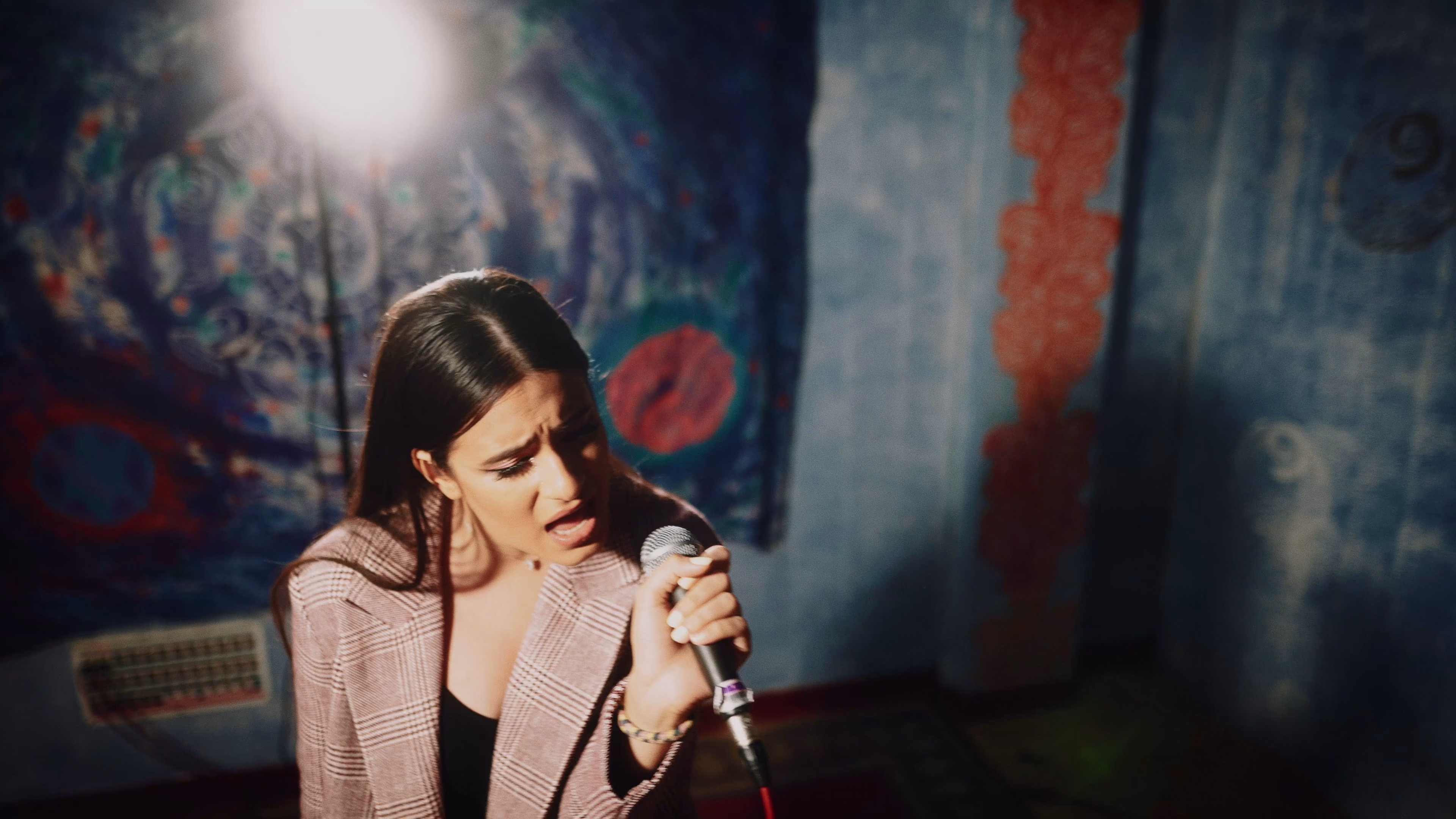 RIDI performing Creep during a multicamera London music video shoot