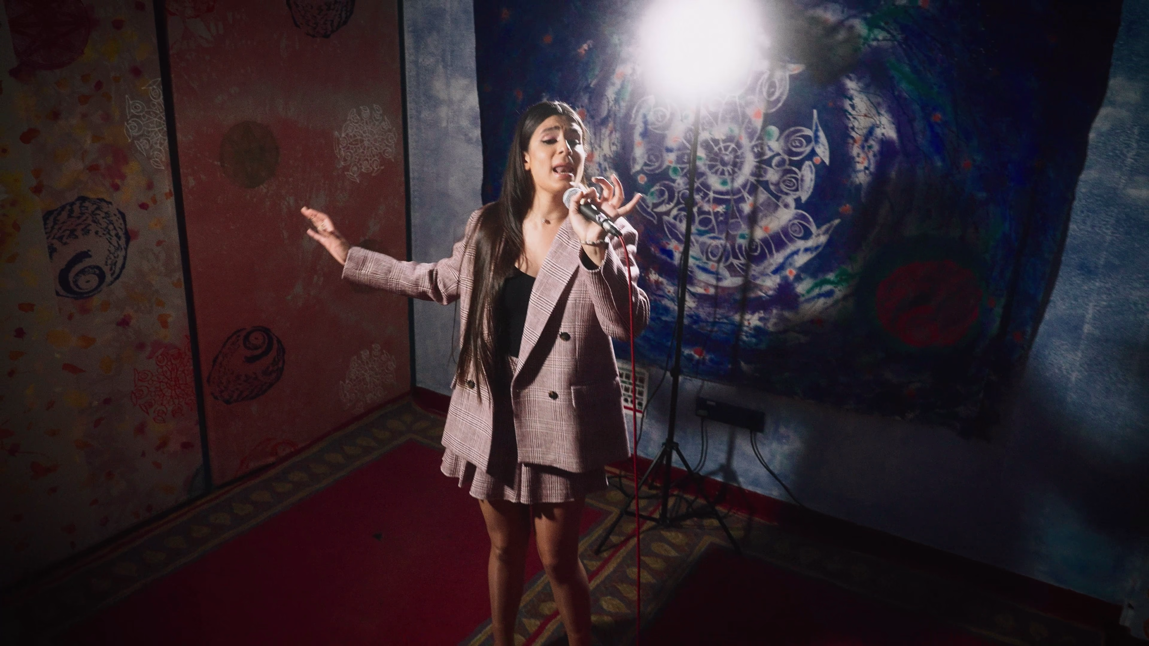 RIDI performing Creep during a multicamera London music video shoot