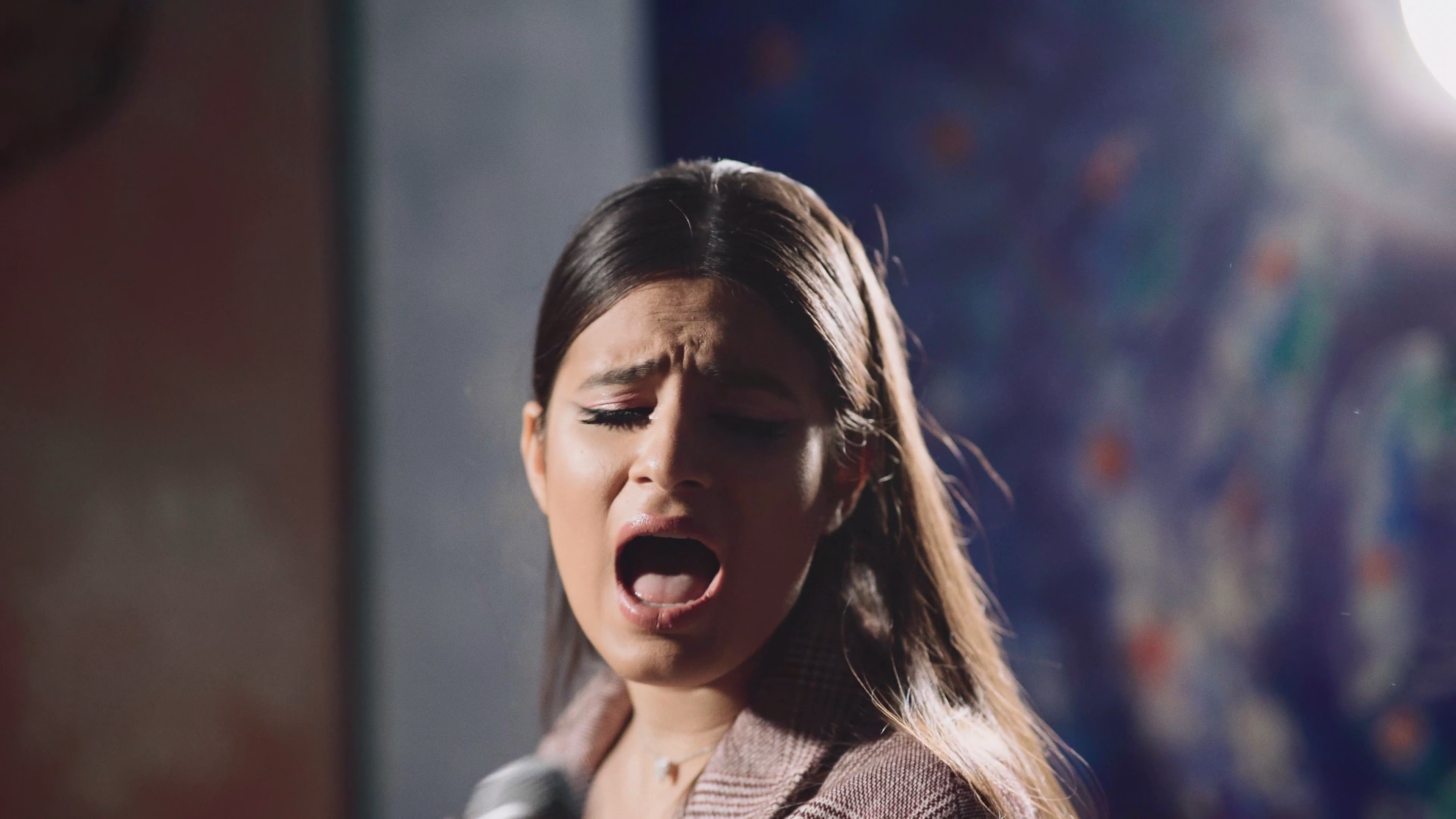 RIDI performing Creep during a multicamera London music video shoot