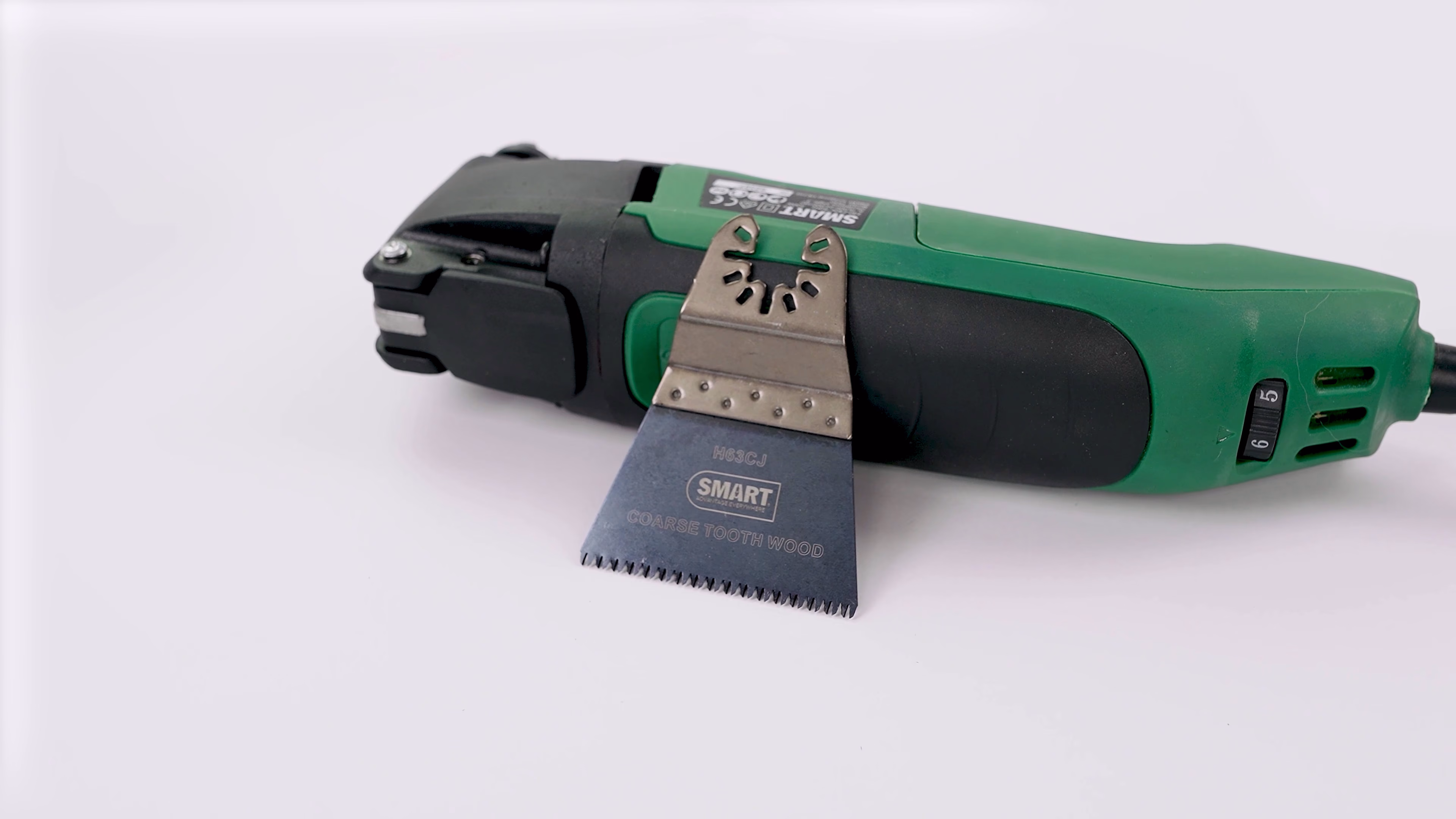 SMART oscillating multi-tool product advert frame