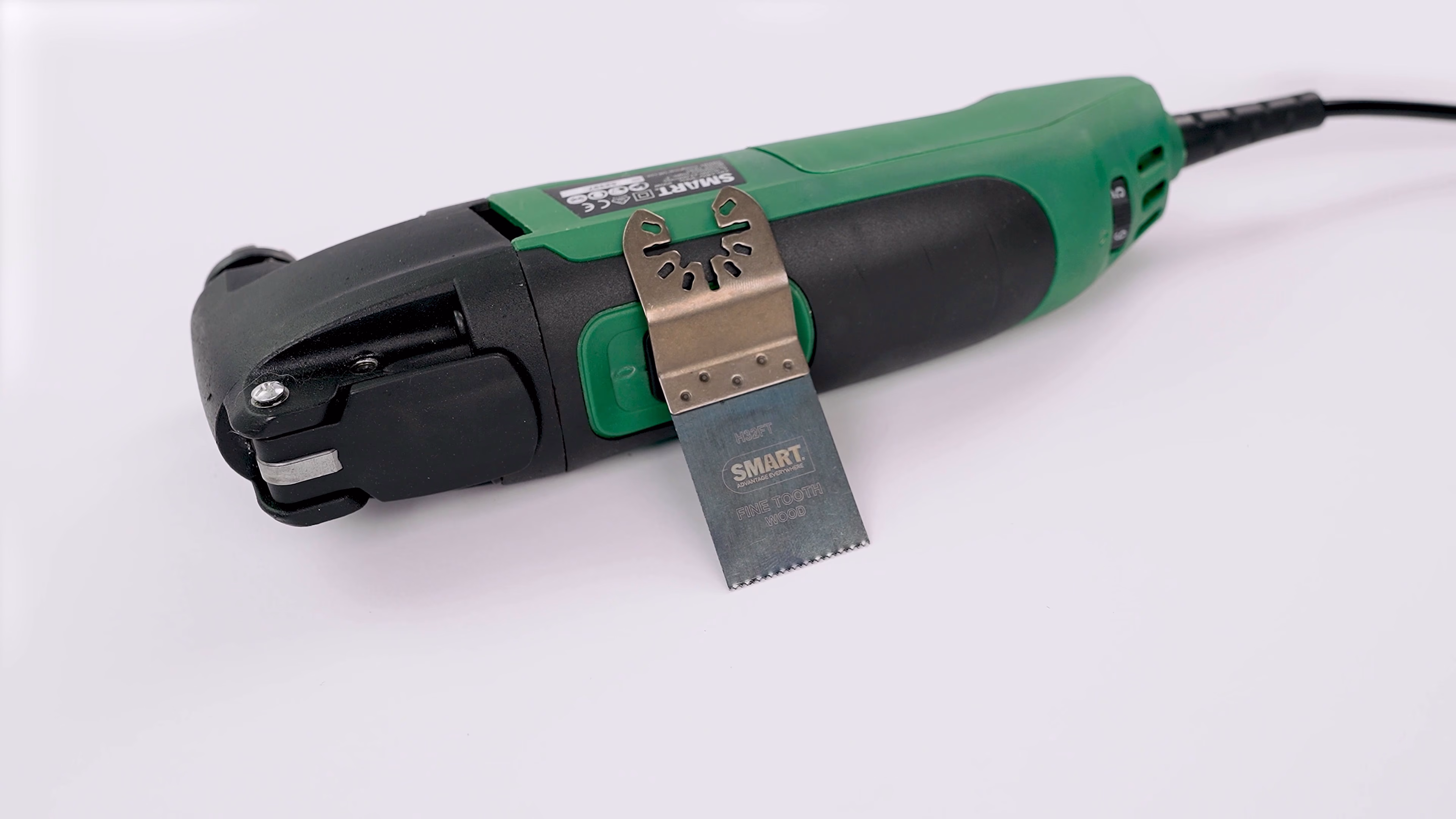 SMART oscillating multi-tool product advert frame