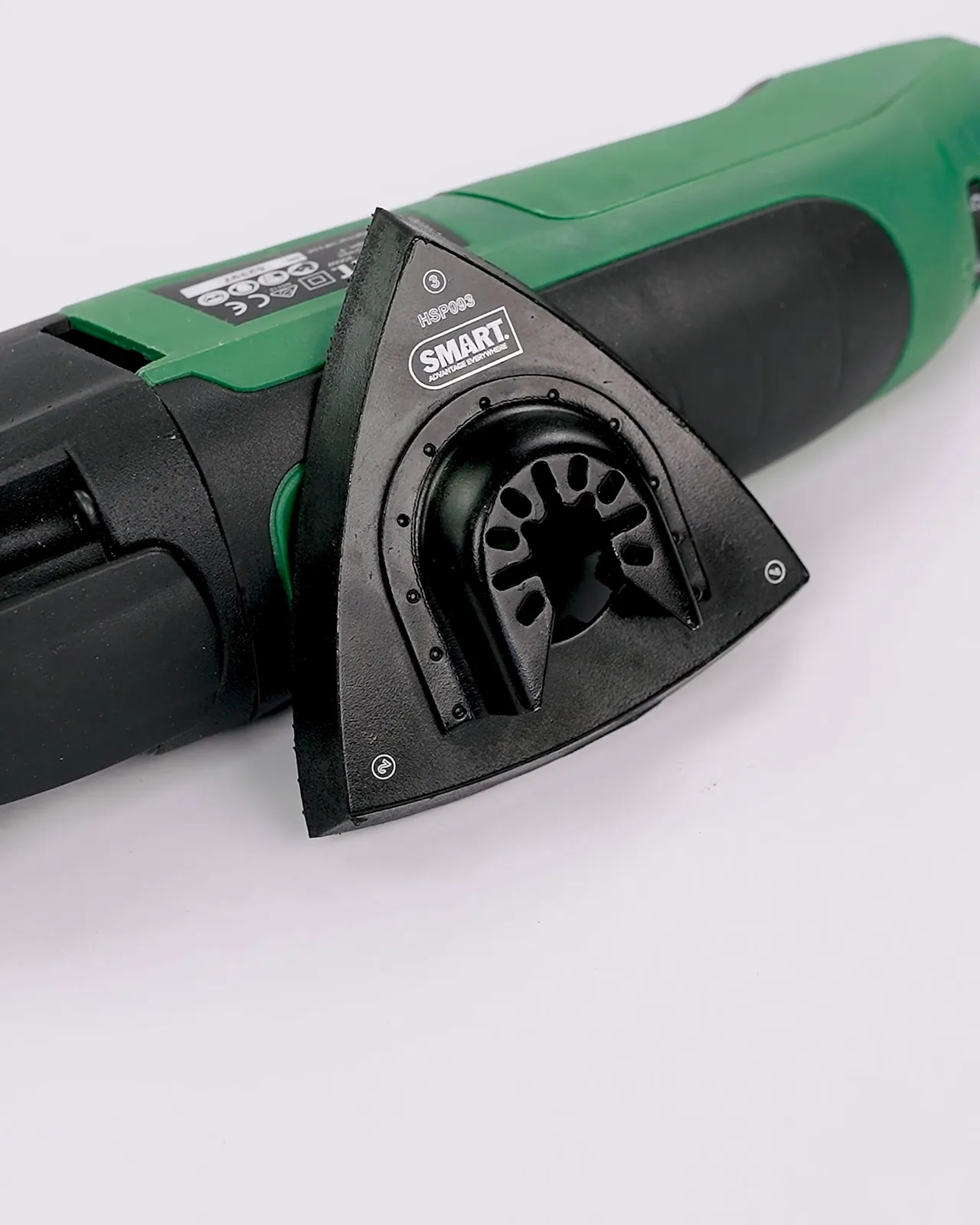 Tool with a triangular sanding head