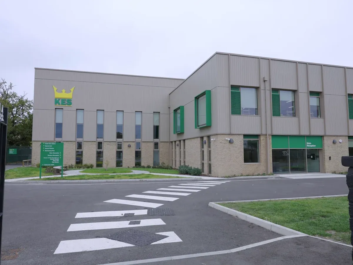 School building and entrance